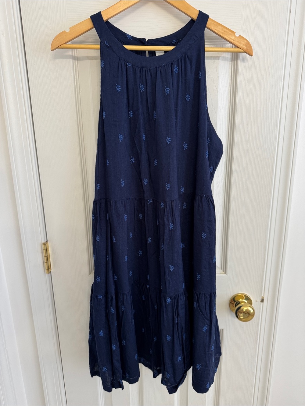 Old Navy Navy Sleeveless Tiered Midi Dress with Subtle Embroidery